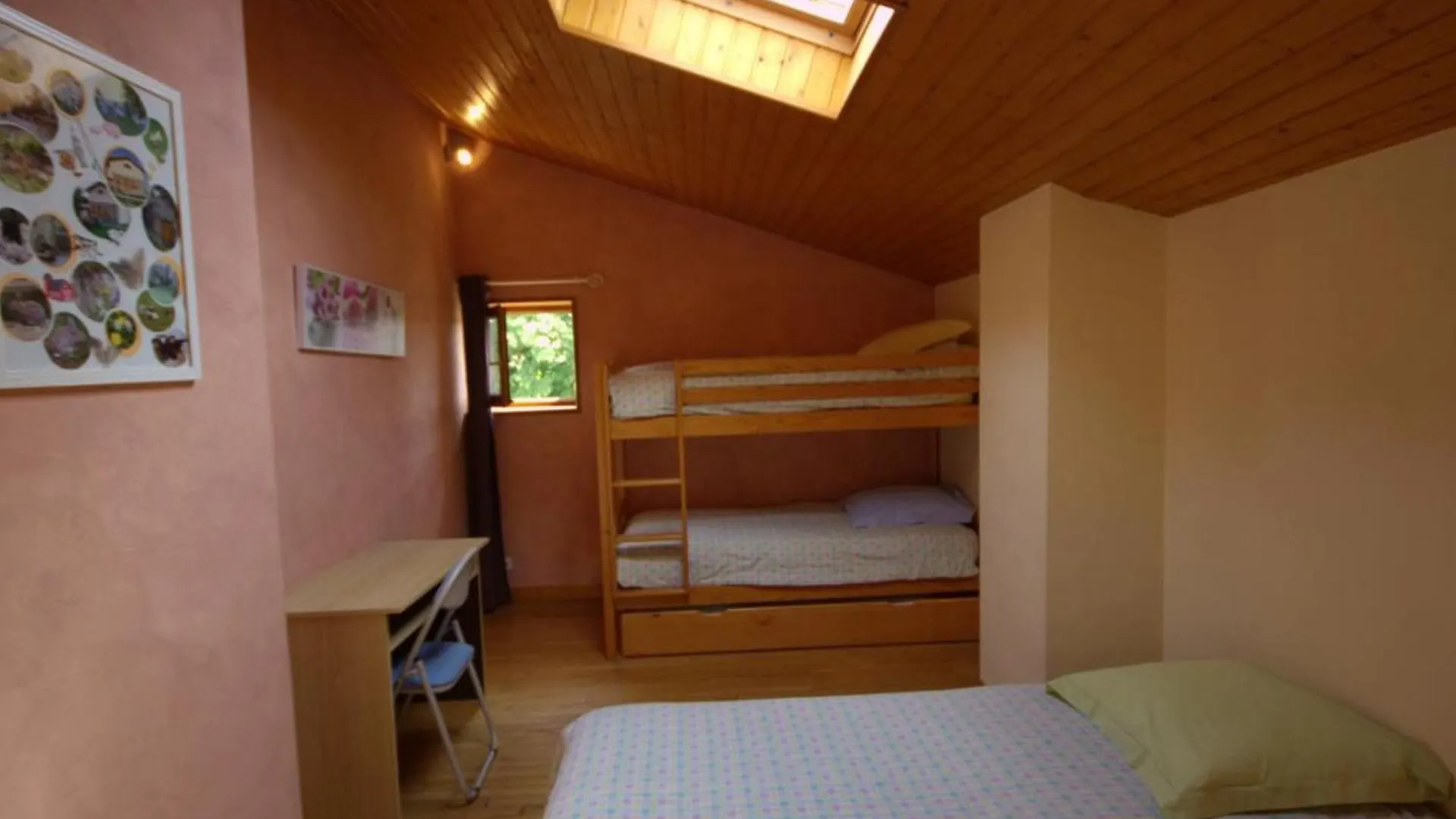Gite Rustique Avec Cheminee, Jardin Et Wifi - Fr-1-496-175 Aveizieux